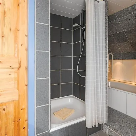 Huus Tide بيت للعطل *